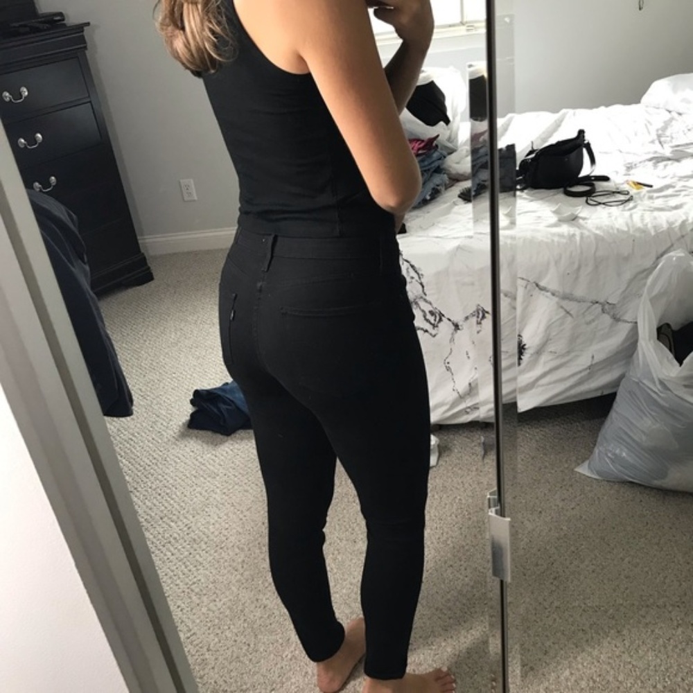 Levi's 721 High Rise Skinny Jeans